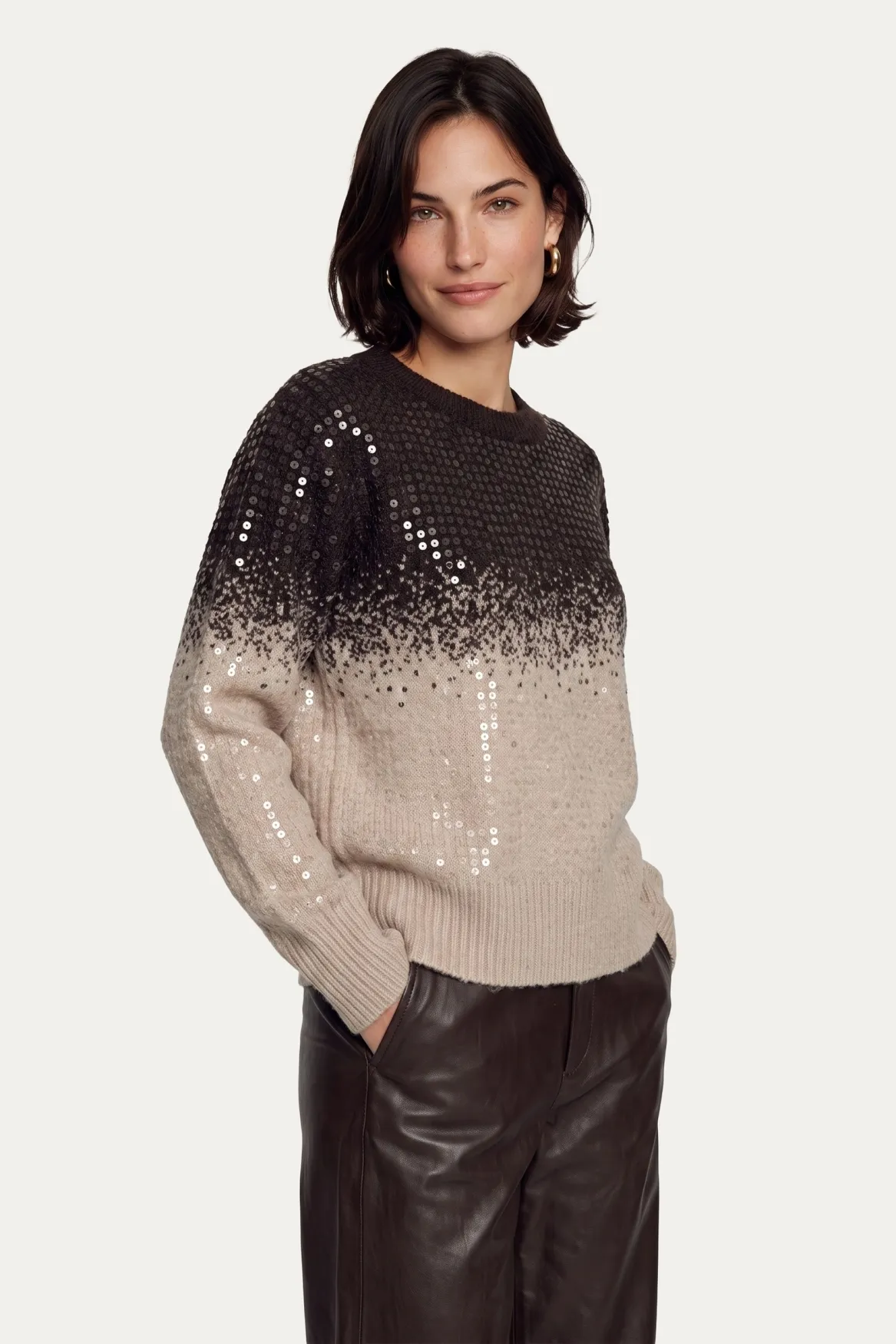 CS The Label Krissy Knit Pullover Dark Chocolate/Sand, gebreide pullover in Dark Chocolate met Sand-accenten.